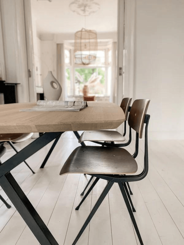 Op maat gemaakte eikenhouten tafel