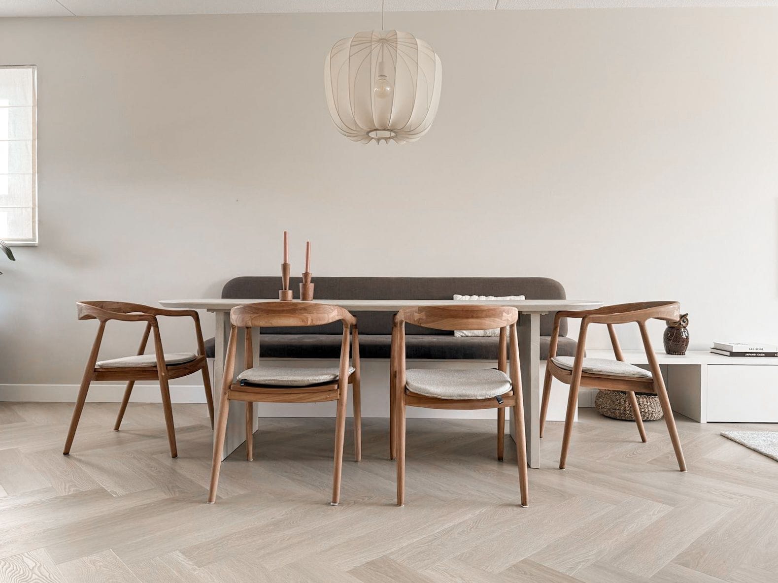 Betonlook tafel Ilias - Deens ovaal afbeelding 3