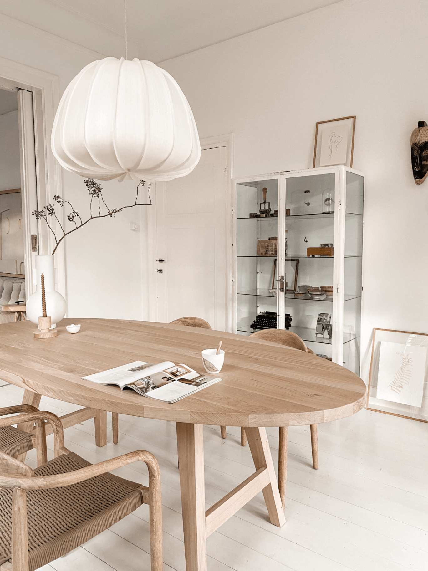 Ovale eiken eettafel details