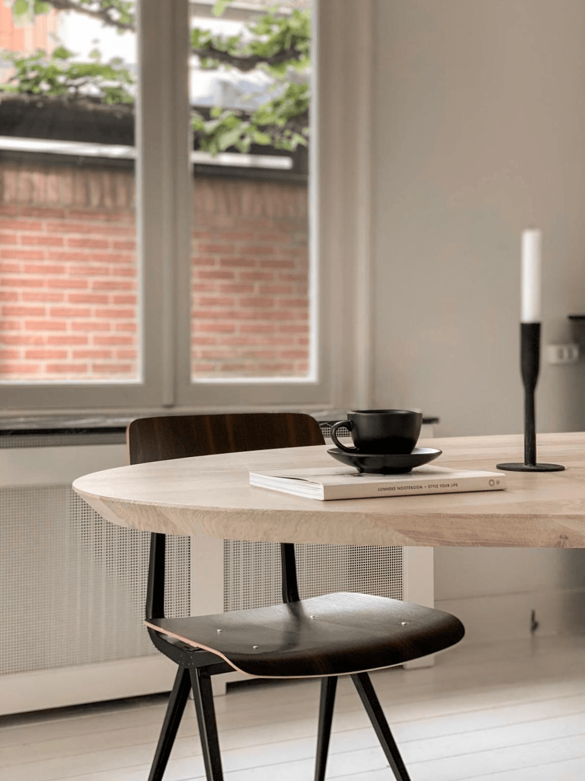 Voordelen ovale eiken eettafel